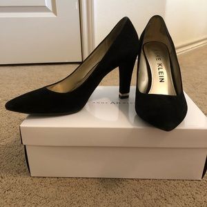 Anne Klein Black Suede Heels